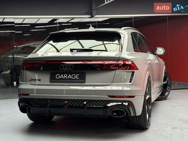 Сірий Ауді RS Q8, об'ємом двигуна 4 л та пробігом 1 тис. км за 179900 $, фото 20 на Automoto.ua