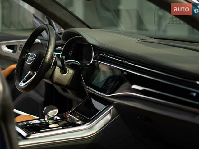 Синій Ауді RS Q8, об'ємом двигуна 4 л та пробігом 75 тис. км за 93000 $, фото 23 на Automoto.ua
