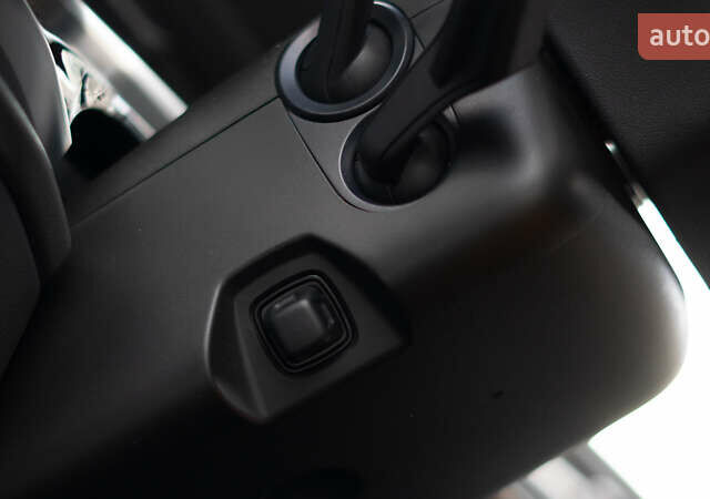 Синій Ауді RS Q8, об'ємом двигуна 4 л та пробігом 75 тис. км за 93000 $, фото 36 на Automoto.ua