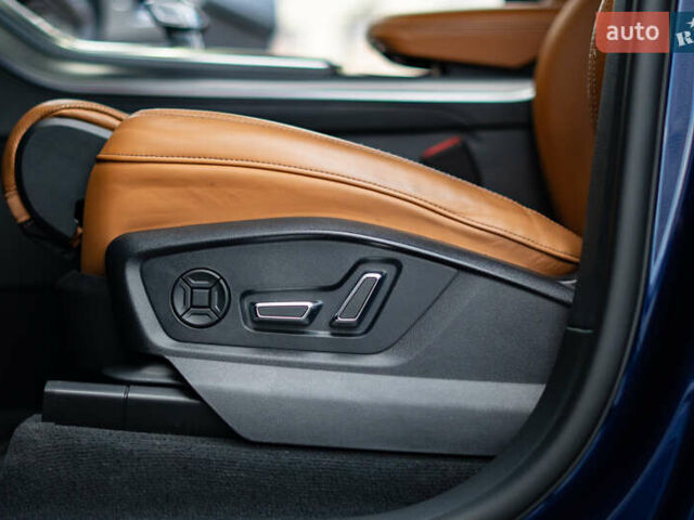 Синій Ауді RS Q8, об'ємом двигуна 4 л та пробігом 75 тис. км за 93000 $, фото 27 на Automoto.ua