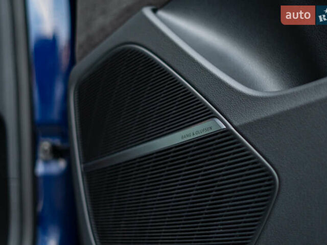 Синий Ауди RS Q8, объемом двигателя 4 л и пробегом 70 тыс. км за 96000 $, фото 38 на Automoto.ua