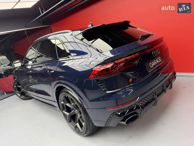 Синій Ауді RS Q8, об'ємом двигуна 4 л та пробігом 1 тис. км за 169900 $, фото 30 на Automoto.ua