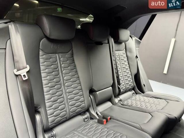Синій Ауді RS Q8, об'ємом двигуна 4 л та пробігом 1 тис. км за 169900 $, фото 58 на Automoto.ua