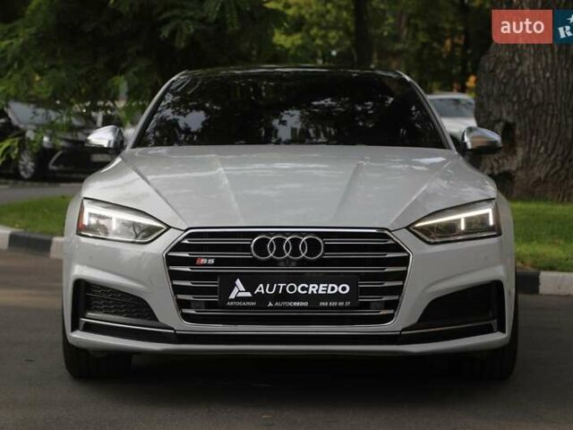 Белый Ауди S5 Sportback, объемом двигателя 3 л и пробегом 120 тыс. км за 34000 $, фото 1 на Automoto.ua