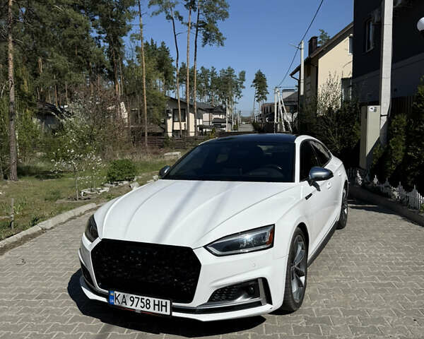 Белый Ауди S5 Sportback, объемом двигателя 3 л и пробегом 81 тыс. км за 41999 $, фото 6 на Automoto.ua