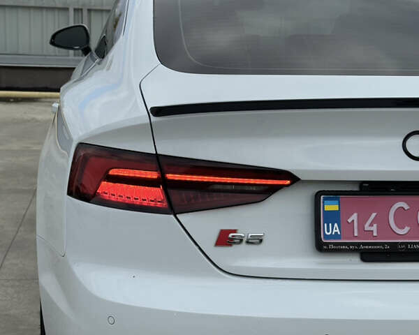 Белый Ауди S5 Sportback, объемом двигателя 3 л и пробегом 120 тыс. км за 33900 $, фото 8 на Automoto.ua