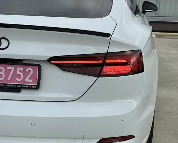 Белый Ауди S5 Sportback, объемом двигателя 3 л и пробегом 120 тыс. км за 33900 $, фото 9 на Automoto.ua