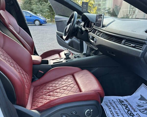 Белый Ауди S5 Sportback, объемом двигателя 3 л и пробегом 120 тыс. км за 33900 $, фото 17 на Automoto.ua