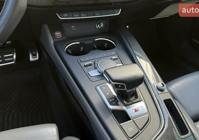 Белый Ауди S5 Sportback, объемом двигателя 3 л и пробегом 98 тыс. км за 32000 $, фото 20 на Automoto.ua