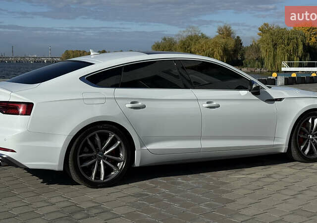 Белый Ауди S5 Sportback, объемом двигателя 3 л и пробегом 98 тыс. км за 32000 $, фото 9 на Automoto.ua