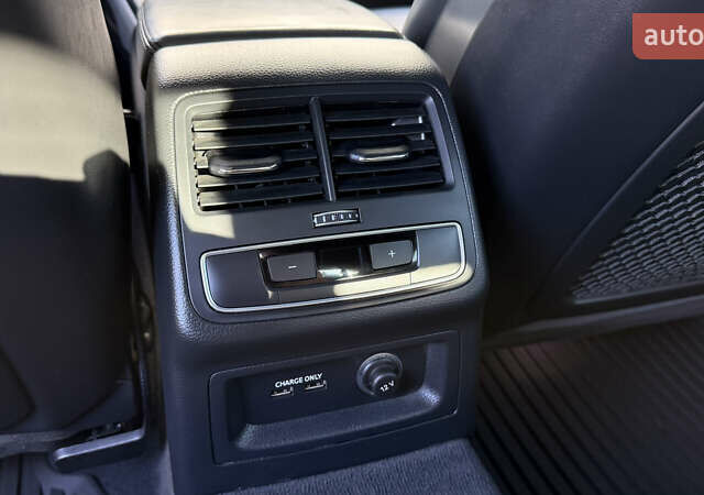 Белый Ауди S5 Sportback, объемом двигателя 3 л и пробегом 98 тыс. км за 32000 $, фото 19 на Automoto.ua