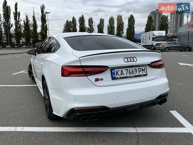 Белый Ауди S5 Sportback, объемом двигателя 3 л и пробегом 9 тыс. км за 62990 $, фото 6 на Automoto.ua