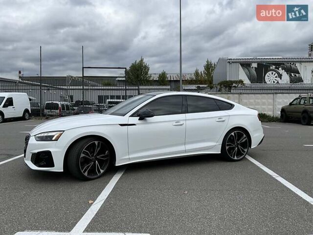 Белый Ауди S5 Sportback, объемом двигателя 3 л и пробегом 9 тыс. км за 62990 $, фото 2 на Automoto.ua
