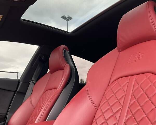 Белый Ауди S5 Sportback, объемом двигателя 3 л и пробегом 9 тыс. км за 62990 $, фото 19 на Automoto.ua