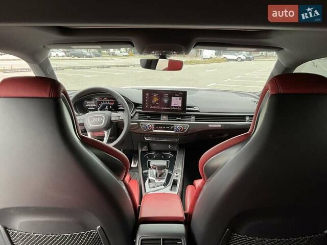 Белый Ауди S5 Sportback, объемом двигателя 3 л и пробегом 9 тыс. км за 62990 $, фото 23 на Automoto.ua