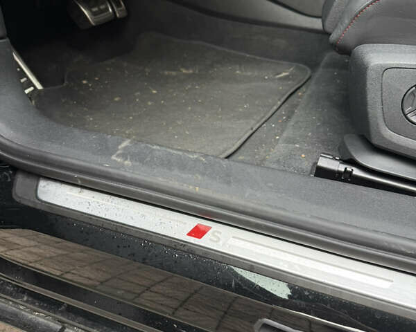 Чорний Ауді S6 e-tron, об'ємом двигуна 0 л та пробігом 30 тис. км за 49000 $, фото 20 на Automoto.ua