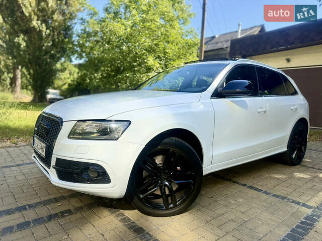Белый Ауди SQ5, объемом двигателя 3 л и пробегом 252 тыс. км за 14955 $, фото 2 на Automoto.ua