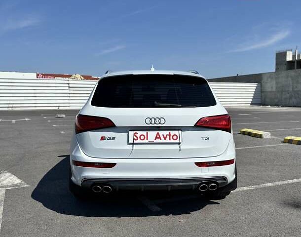 Белый Ауди SQ5, объемом двигателя 2.97 л и пробегом 213 тыс. км за 18200 $, фото 8 на Automoto.ua