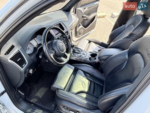 Белый Ауди SQ5, объемом двигателя 2.97 л и пробегом 213 тыс. км за 18200 $, фото 9 на Automoto.ua