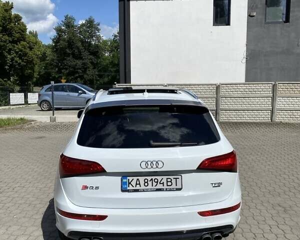 Белый Ауди SQ5, объемом двигателя 3 л и пробегом 162 тыс. км за 16000 $, фото 4 на Automoto.ua