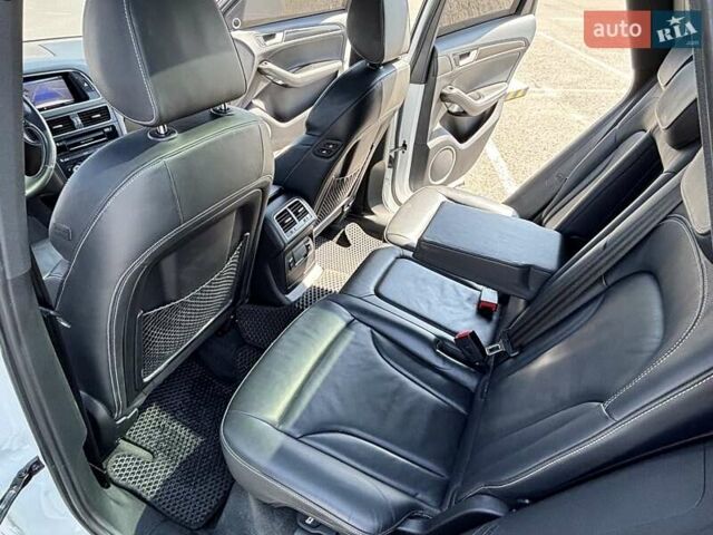 Белый Ауди SQ5, объемом двигателя 2.97 л и пробегом 213 тыс. км за 19200 $, фото 14 на Automoto.ua