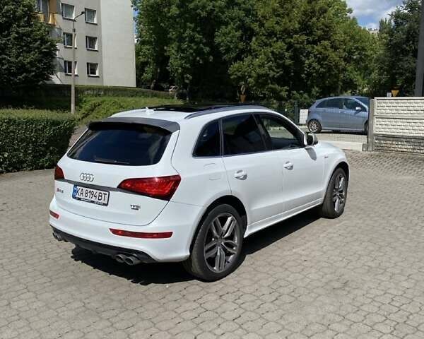 Белый Ауди SQ5, объемом двигателя 3 л и пробегом 162 тыс. км за 16000 $, фото 6 на Automoto.ua