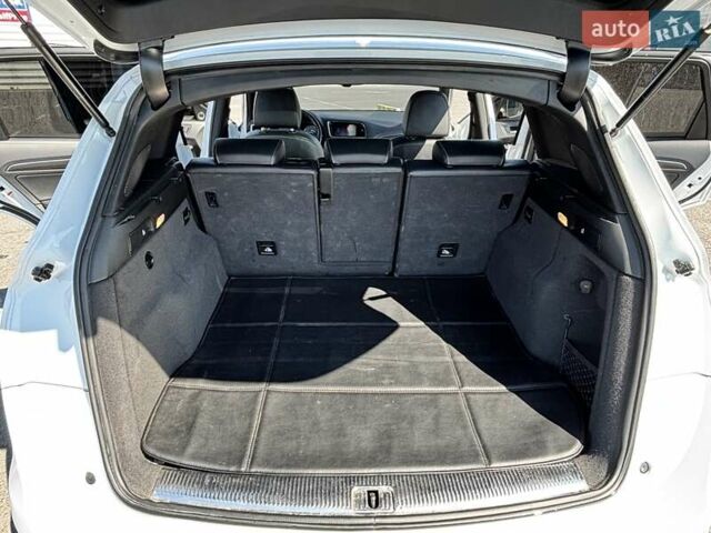 Белый Ауди SQ5, объемом двигателя 2.97 л и пробегом 213 тыс. км за 18200 $, фото 16 на Automoto.ua