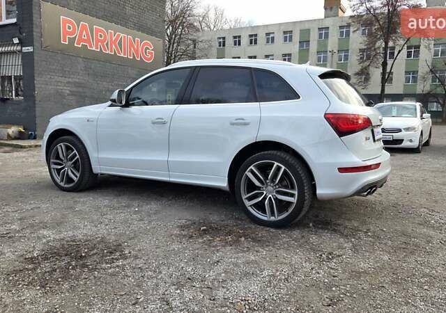 Белый Ауди SQ5, объемом двигателя 3 л и пробегом 215 тыс. км за 16700 $, фото 2 на Automoto.ua