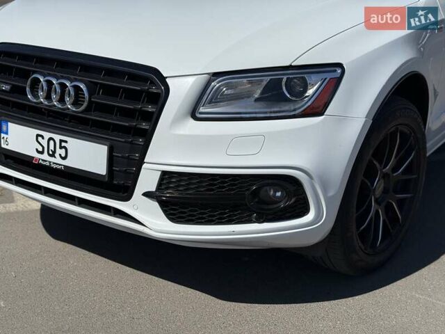 Білий Ауді SQ5, об'ємом двигуна 3 л та пробігом 137 тис. км за 26000 $, фото 2 на Automoto.ua