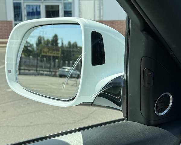 Білий Ауді SQ5, об'ємом двигуна 3 л та пробігом 137 тис. км за 26000 $, фото 13 на Automoto.ua