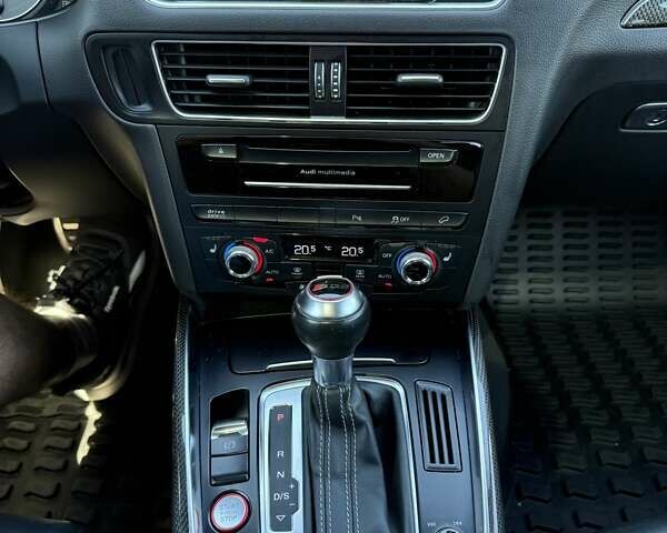 Білий Ауді SQ5, об'ємом двигуна 3 л та пробігом 137 тис. км за 26000 $, фото 7 на Automoto.ua