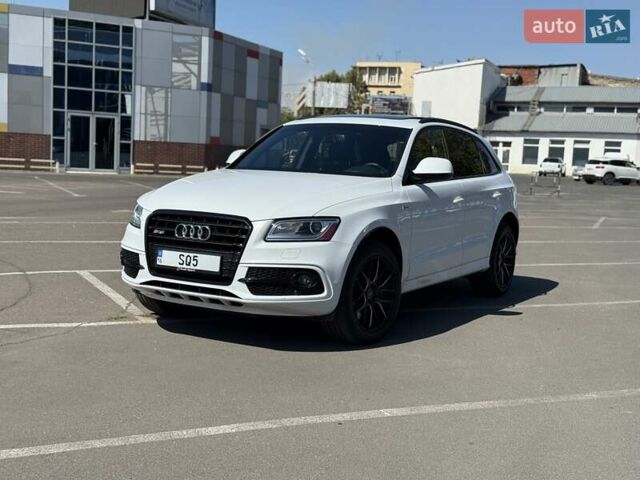 Білий Ауді SQ5, об'ємом двигуна 3 л та пробігом 137 тис. км за 26000 $, фото 10 на Automoto.ua