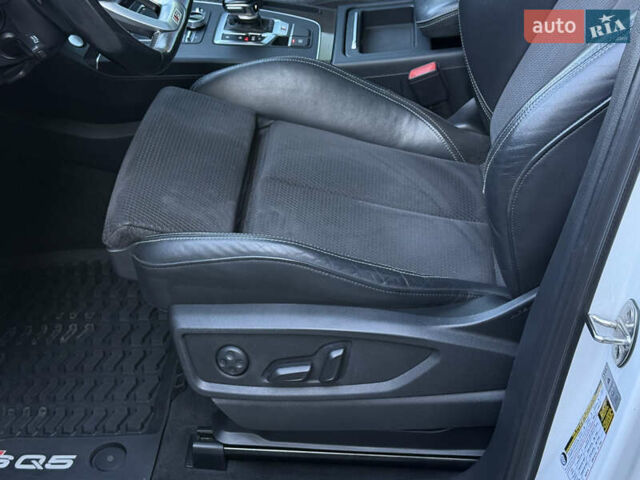 Белый Ауди SQ5, объемом двигателя 3 л и пробегом 170 тыс. км за 25600 $, фото 61 на Automoto.ua