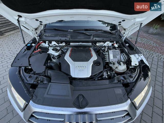 Белый Ауди SQ5, объемом двигателя 3 л и пробегом 171 тыс. км за 29350 $, фото 63 на Automoto.ua