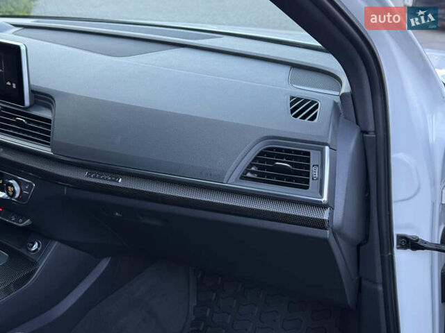 Белый Ауди SQ5, объемом двигателя 3 л и пробегом 171 тыс. км за 29350 $, фото 46 на Automoto.ua