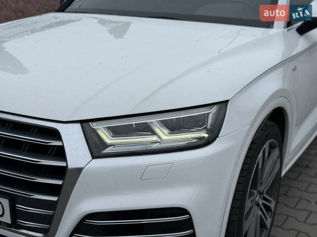Белый Ауди SQ5, объемом двигателя 3 л и пробегом 171 тыс. км за 29350 $, фото 30 на Automoto.ua