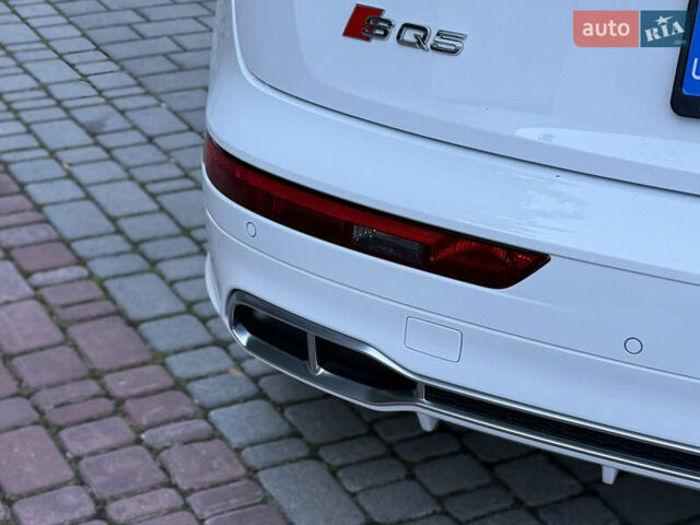 Белый Ауди SQ5, объемом двигателя 3 л и пробегом 170 тыс. км за 25600 $, фото 89 на Automoto.ua