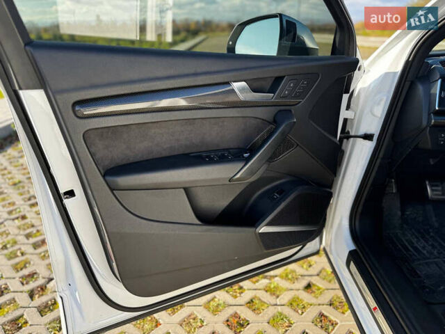 Білий Ауді SQ5, об'ємом двигуна 3 л та пробігом 116 тис. км за 32500 $, фото 13 на Automoto.ua