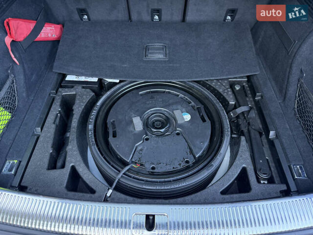 Белый Ауди SQ5, объемом двигателя 3 л и пробегом 171 тыс. км за 29350 $, фото 61 на Automoto.ua