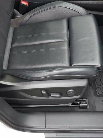 Белый Ауди SQ5, объемом двигателя 3 л и пробегом 135 тыс. км за 39000 $, фото 21 на Automoto.ua