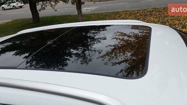 Белый Ауди SQ5, объемом двигателя 3 л и пробегом 135 тыс. км за 39000 $, фото 9 на Automoto.ua