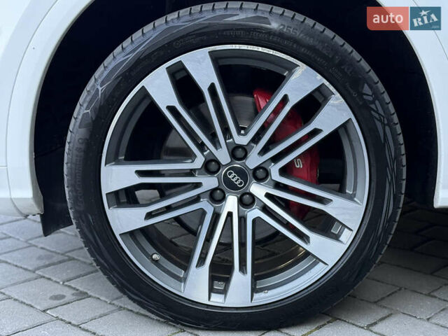 Белый Ауди SQ5, объемом двигателя 3 л и пробегом 170 тыс. км за 25600 $, фото 70 на Automoto.ua