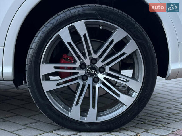 Белый Ауди SQ5, объемом двигателя 3 л и пробегом 170 тыс. км за 25600 $, фото 86 на Automoto.ua