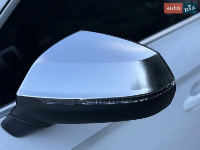 Белый Ауди SQ5, объемом двигателя 3 л и пробегом 170 тыс. км за 25600 $, фото 80 на Automoto.ua