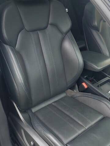 Белый Ауди SQ5, объемом двигателя 3 л и пробегом 135 тыс. км за 39000 $, фото 22 на Automoto.ua