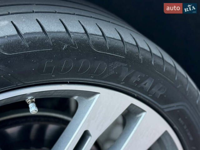 Белый Ауди SQ5, объемом двигателя 3 л и пробегом 170 тыс. км за 25600 $, фото 85 на Automoto.ua