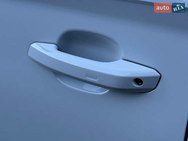 Белый Ауди SQ5, объемом двигателя 3 л и пробегом 170 тыс. км за 25600 $, фото 82 на Automoto.ua