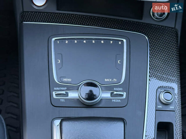 Белый Ауди SQ5, объемом двигателя 3 л и пробегом 170 тыс. км за 25600 $, фото 37 на Automoto.ua