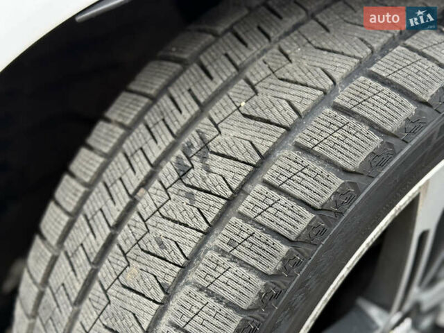 Белый Ауди SQ5, объемом двигателя 3 л и пробегом 171 тыс. км за 29350 $, фото 34 на Automoto.ua