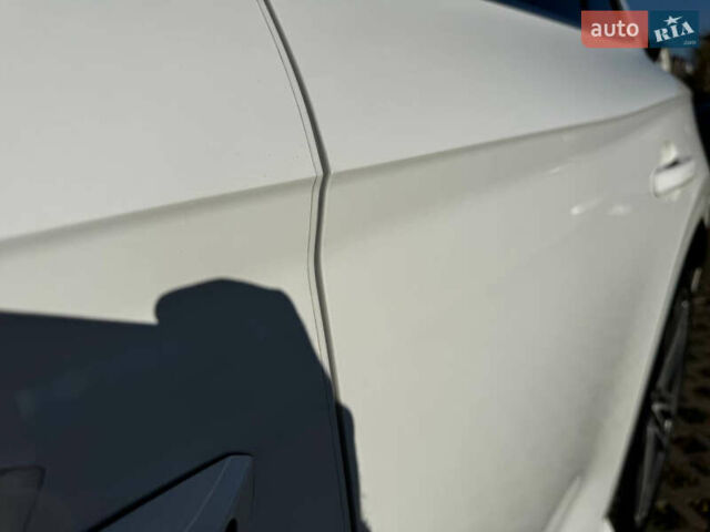 Білий Ауді SQ5, об'ємом двигуна 3 л та пробігом 116 тис. км за 32500 $, фото 10 на Automoto.ua